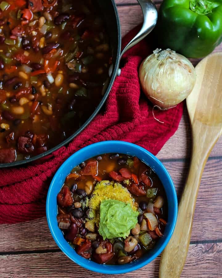 chili with nutritional yeast and guacamole
