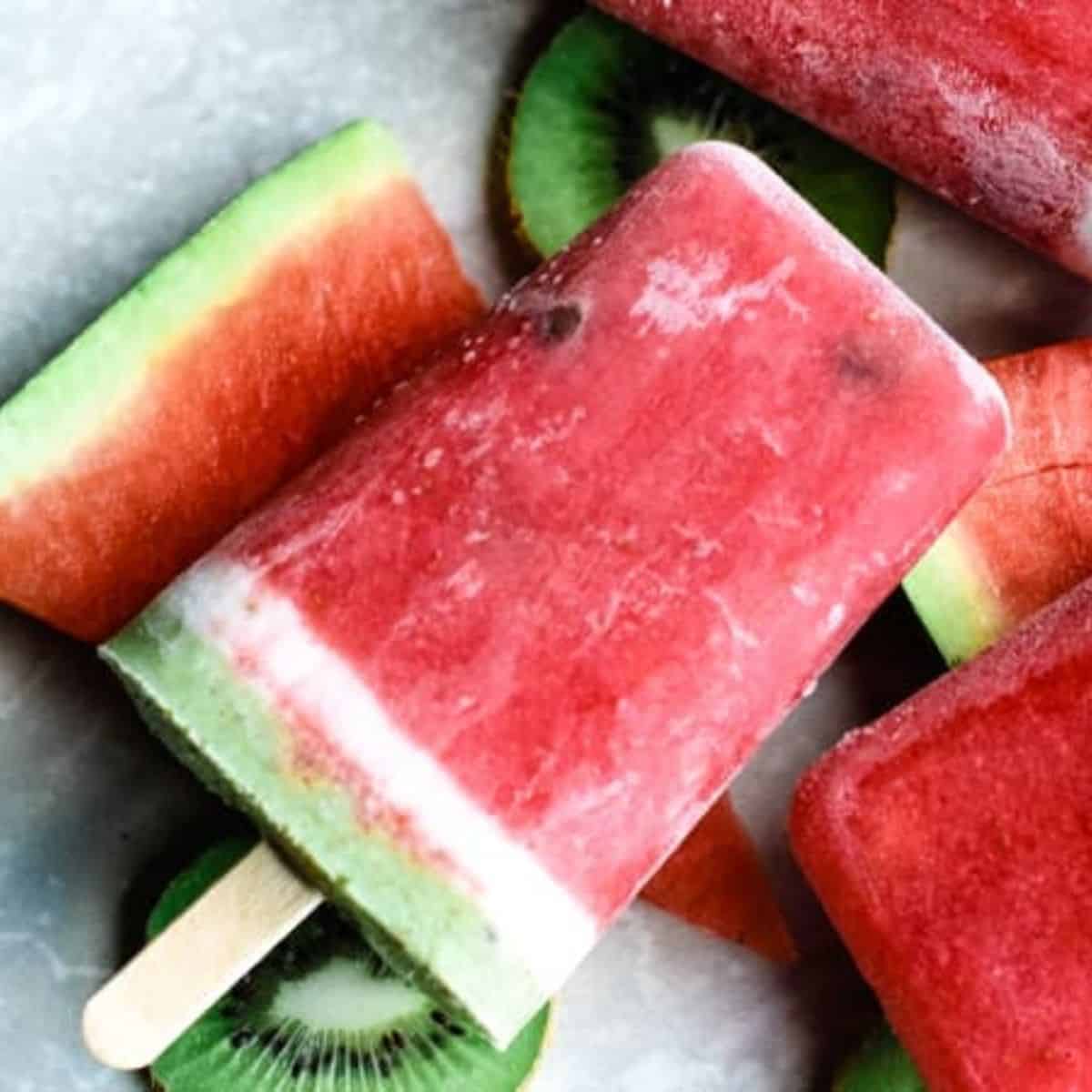 Watermelon popsicles with kiwi.
