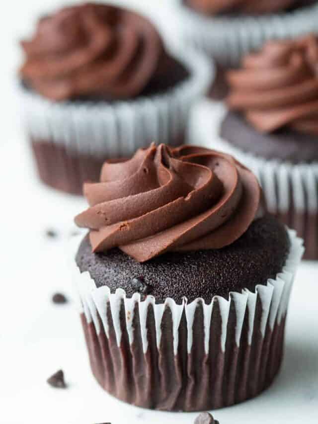 Healthy Vegan Chocolate Cupcake