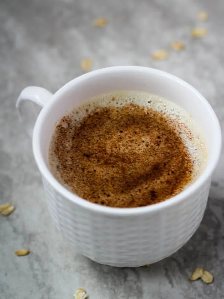 gingerbread oat milk latte