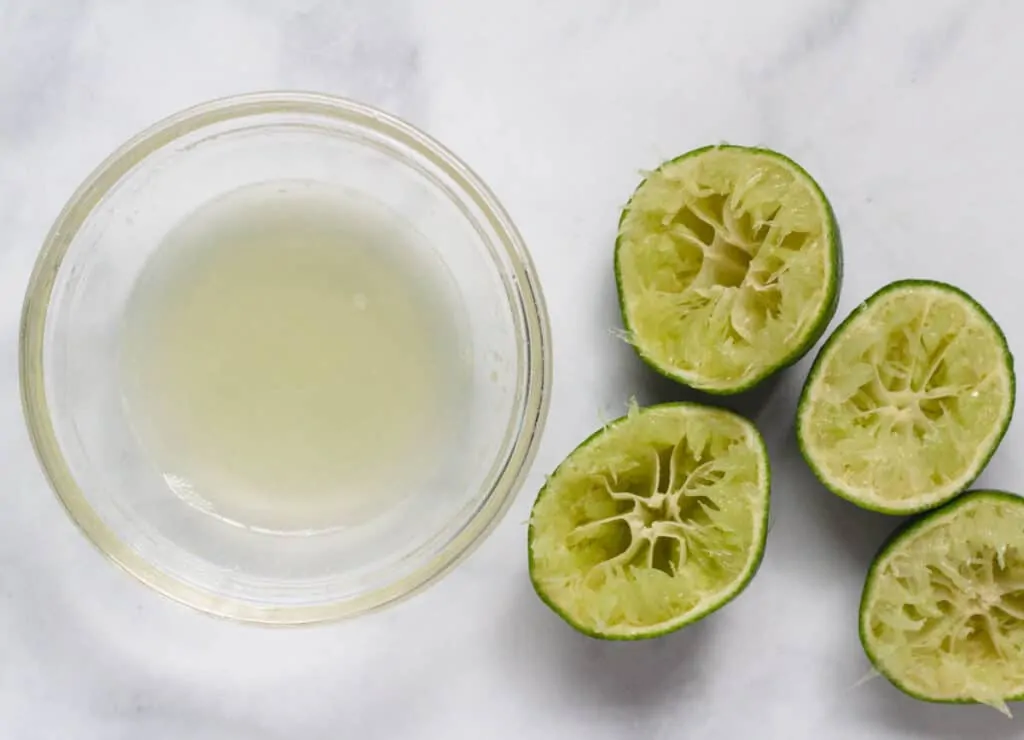 lime juice in glass bowl