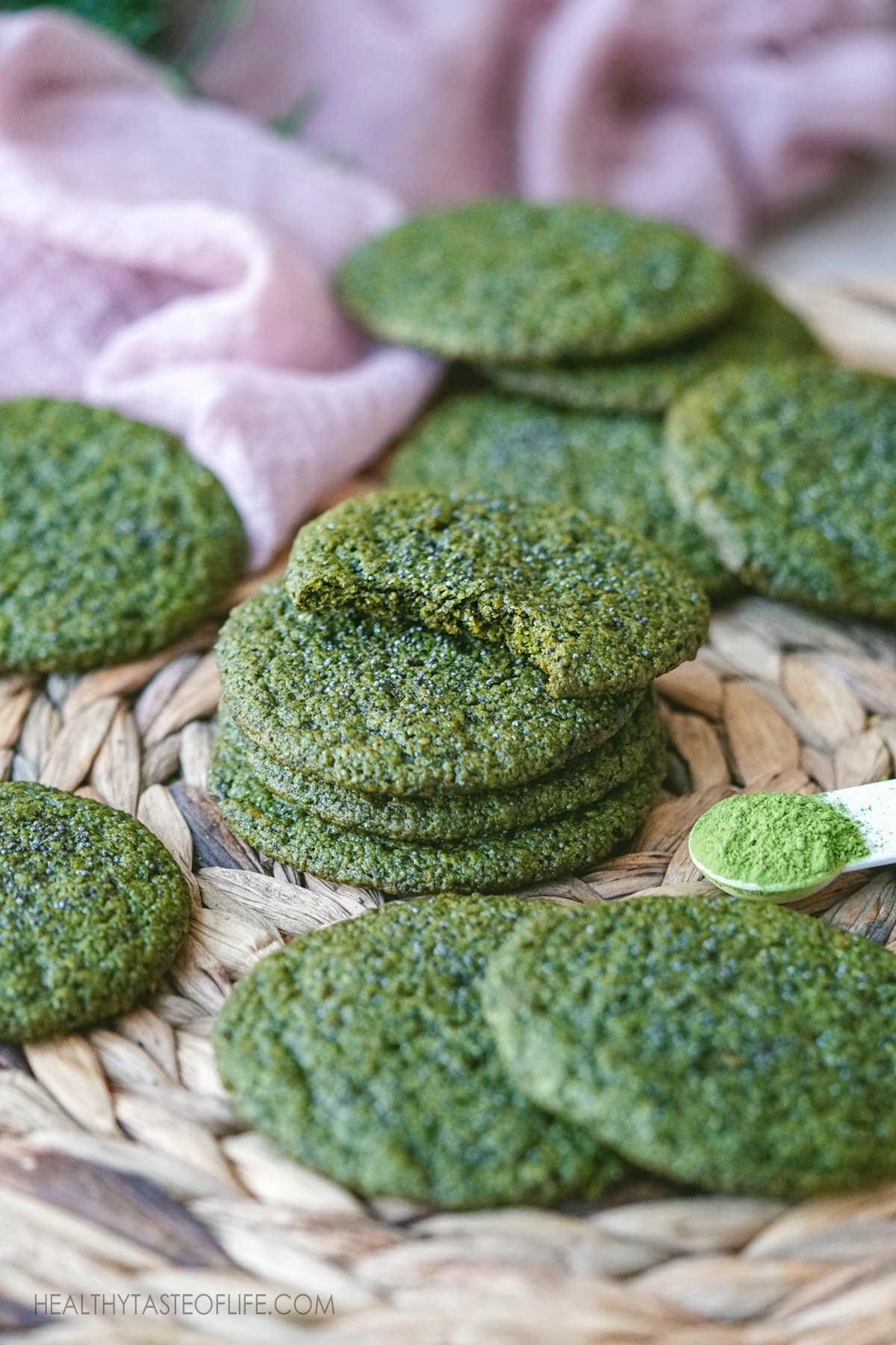 green matcha cookies 