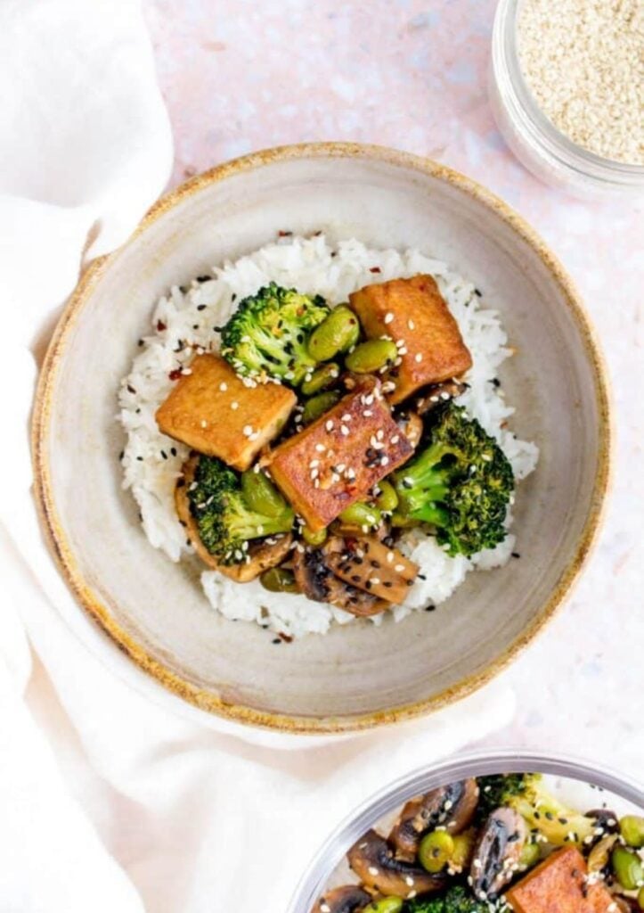 stir bry broccoli and edamame, with tofu over rice