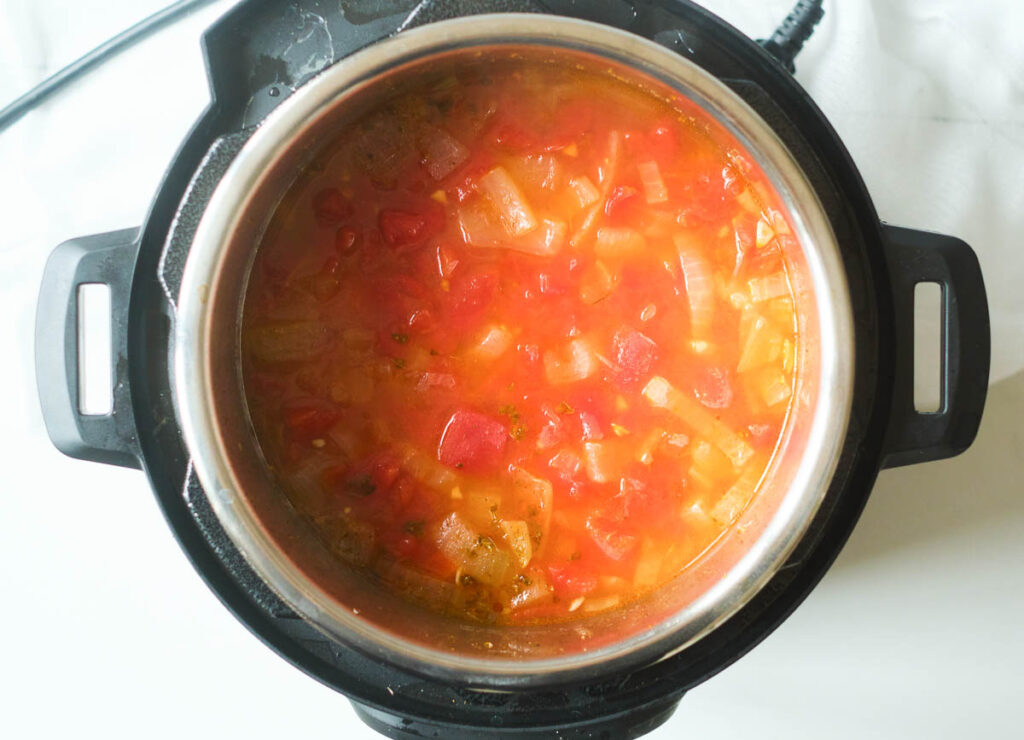 cooked minestrone soup in instant pot