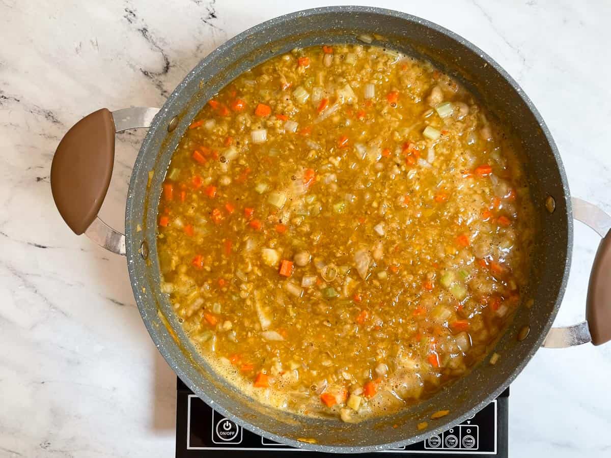 Chickpea soup in pot.