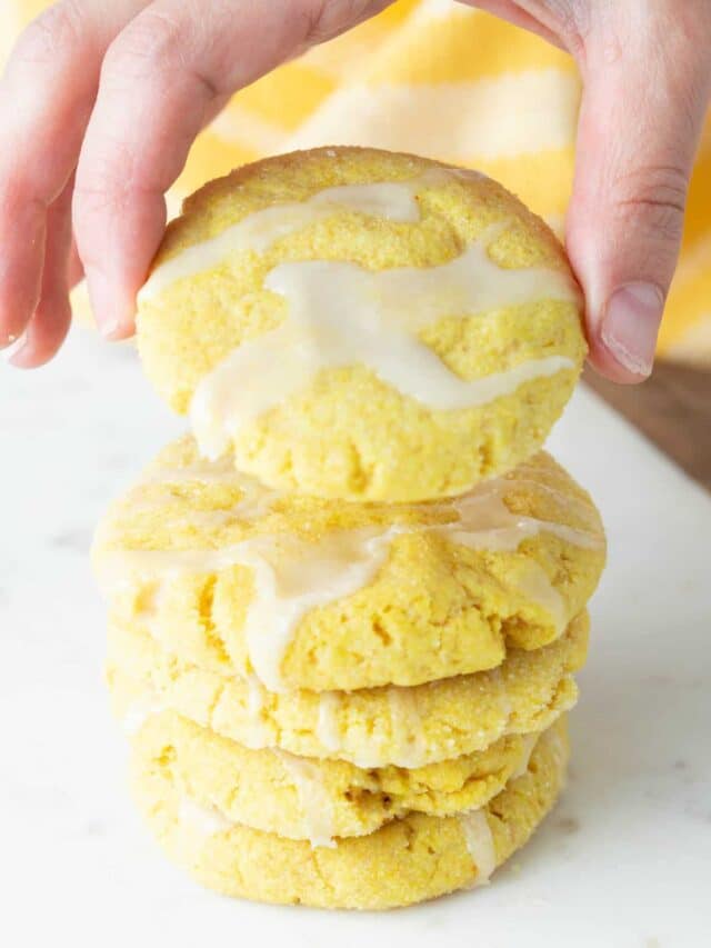Vegan Lemon Cookies with Lemon Glaze