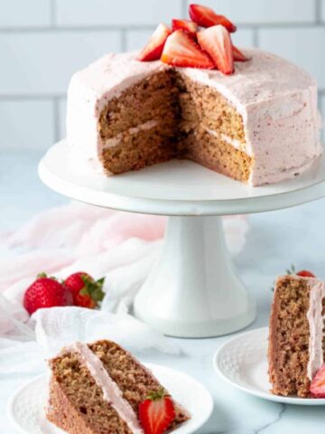 cropped-strawberry-cake-15.jpg